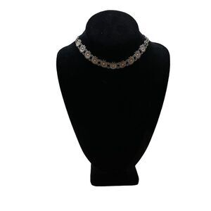Vintage Filagree Daisy Metal Choker Necklace